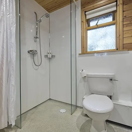 Chiffchaff With Hot Tub