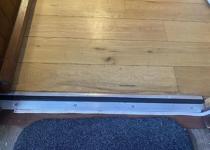 Chiffchaff With Hot Tub